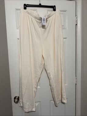 torrid Whisper White Pull-On High Rise Pants